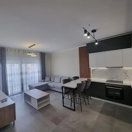 H&e Sea View 2-bedroom Qerret ゴーレム