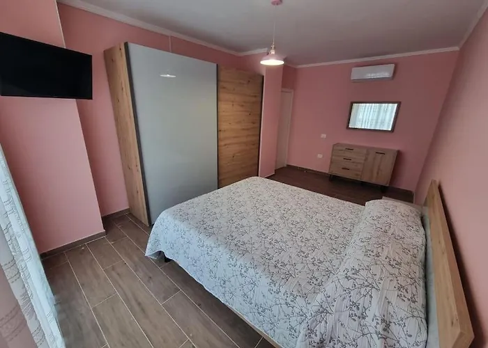 Apartament H&e Sea View 2-bedroom Qerret